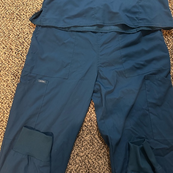 Landau Scrub Set - Picture 3 of 3